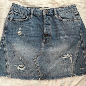 FREE PEOPLE JEAN SKIRT!!